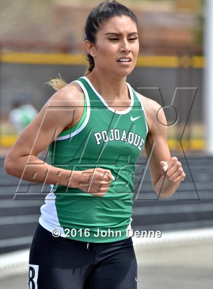 Thumbnail 1 in Taos Tiger Relays photogallery.