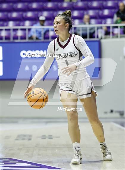 Thumbnail 2 in Pine View vs Mountain Crest (UHSAA 4A Quarterfinal) photogallery.