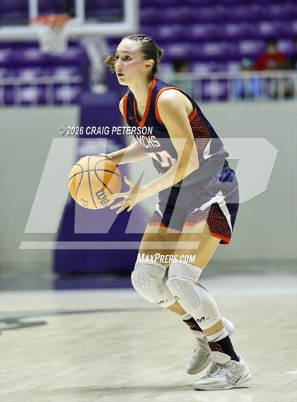 Thumbnail 2 in Pine View vs Mountain Crest (UHSAA 4A Quarterfinal) photogallery.