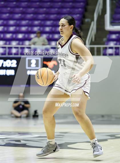 Thumbnail 2 in Pine View vs Mountain Crest (UHSAA 4A Quarterfinal) photogallery.
