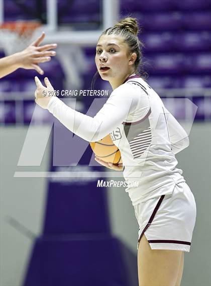 Thumbnail 1 in Pine View vs Mountain Crest (UHSAA 4A Quarterfinal) photogallery.