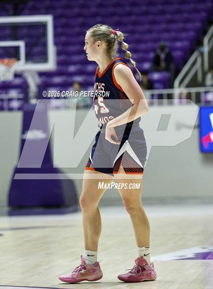 Thumbnail 2 in Pine View vs Mountain Crest (UHSAA 4A Quarterfinal) photogallery.