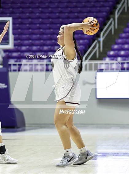 Thumbnail 2 in Pine View vs Mountain Crest (UHSAA 4A Quarterfinal) photogallery.