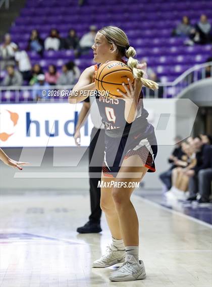 Thumbnail 2 in Pine View vs Mountain Crest (UHSAA 4A Quarterfinal) photogallery.