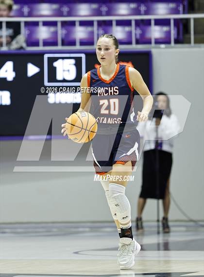 Thumbnail 1 in Pine View vs Mountain Crest (UHSAA 4A Quarterfinal) photogallery.
