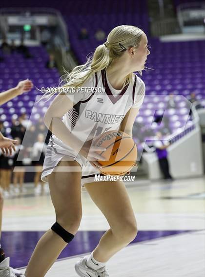 Thumbnail 1 in Pine View vs Mountain Crest (UHSAA 4A Quarterfinal) photogallery.