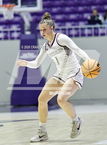 Thumbnail 3 in Pine View vs Mountain Crest (UHSAA 4A Quarterfinal) photogallery.