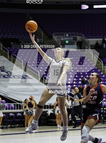 Thumbnail 3 in Pine View vs Mountain Crest (UHSAA 4A Quarterfinal) photogallery.