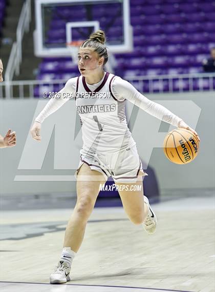 Thumbnail 1 in Pine View vs Mountain Crest (UHSAA 4A Quarterfinal) photogallery.