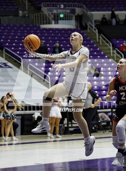 Thumbnail 2 in Pine View vs Mountain Crest (UHSAA 4A Quarterfinal) photogallery.