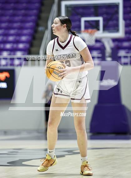 Thumbnail 3 in Pine View vs Mountain Crest (UHSAA 4A Quarterfinal) photogallery.