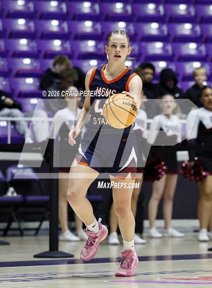 Thumbnail 2 in Pine View vs Mountain Crest (UHSAA 4A Quarterfinal) photogallery.