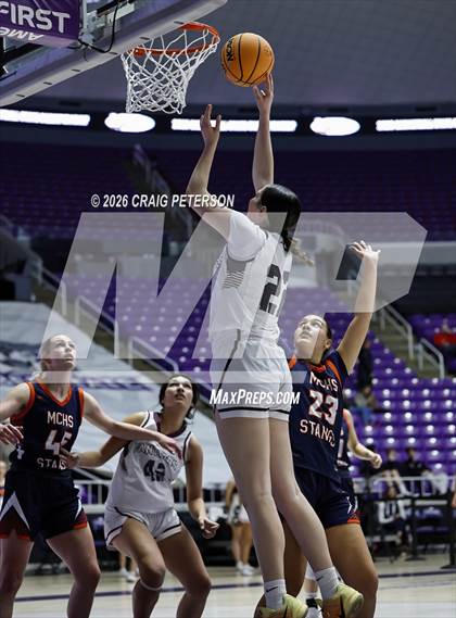 Thumbnail 2 in Pine View vs Mountain Crest (UHSAA 4A Quarterfinal) photogallery.