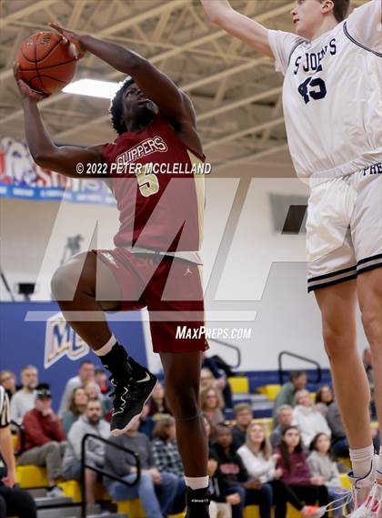 Thumbnail 3 in St. John's Prep vs Newburyport (Commonwealth Christmas Classic) photogallery.
