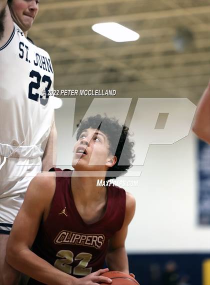 Thumbnail 1 in St. John's Prep vs Newburyport (Commonwealth Christmas Classic) photogallery.