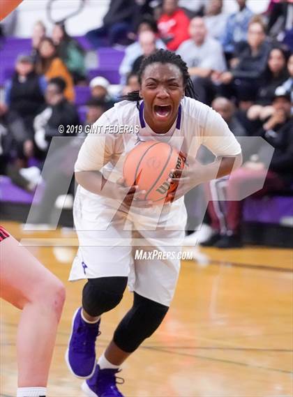 Thumbnail 3 in Sacramento vs. Carondelet (West Coast Jamboree Final) photogallery.