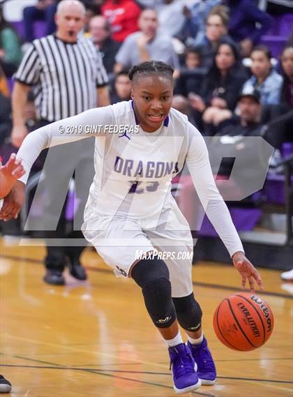 Thumbnail 2 in Sacramento vs. Carondelet (West Coast Jamboree Final) photogallery.