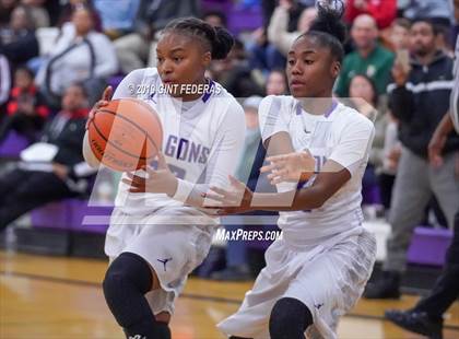 Thumbnail 2 in Sacramento vs. Carondelet (West Coast Jamboree Final) photogallery.