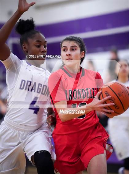 Thumbnail 3 in Sacramento vs. Carondelet (West Coast Jamboree Final) photogallery.