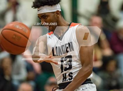Thumbnail 1 in Point Pleasant Beach vs. Linden photogallery.