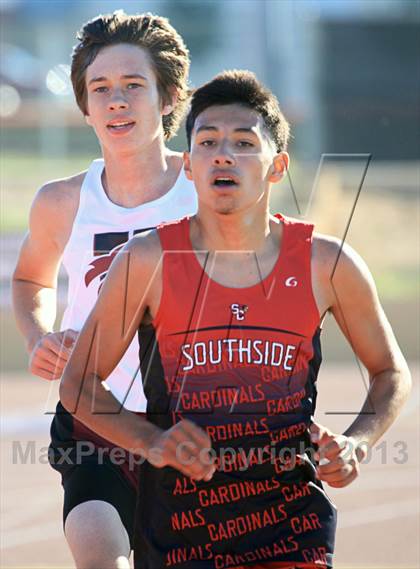 Thumbnail 3 in Uvalde@ District 29 4A Meet photogallery.