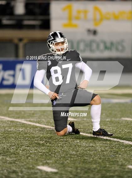 Thumbnail 3 in De La Salle vs. St. John Bosco (CIF State Open Final) photogallery.