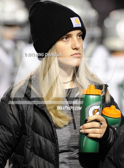Thumbnail 2 in De La Salle vs. St. John Bosco (CIF State Open Final) photogallery.