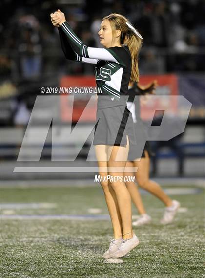 Thumbnail 3 in De La Salle vs. St. John Bosco (CIF State Open Final) photogallery.