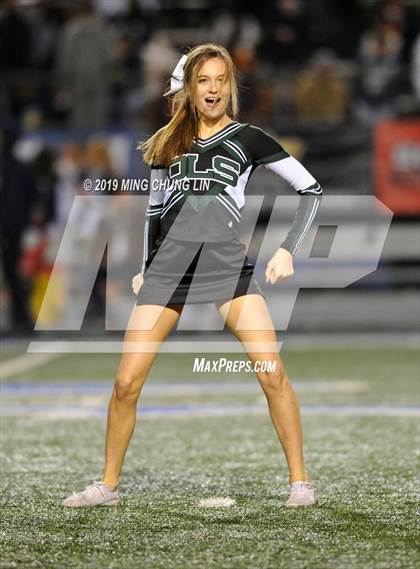 Thumbnail 2 in De La Salle vs. St. John Bosco (CIF State Open Final) photogallery.