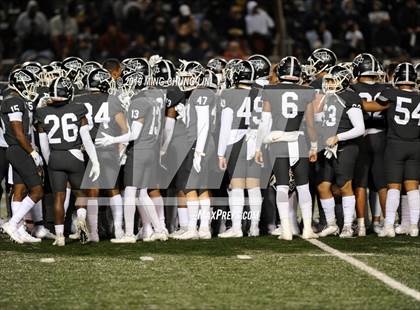 Thumbnail 2 in De La Salle vs. St. John Bosco (CIF State Open Final) photogallery.