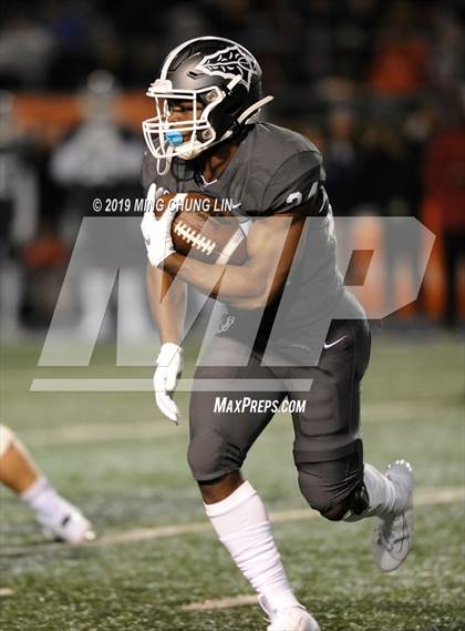 Thumbnail 2 in De La Salle vs. St. John Bosco (CIF State Open Final) photogallery.