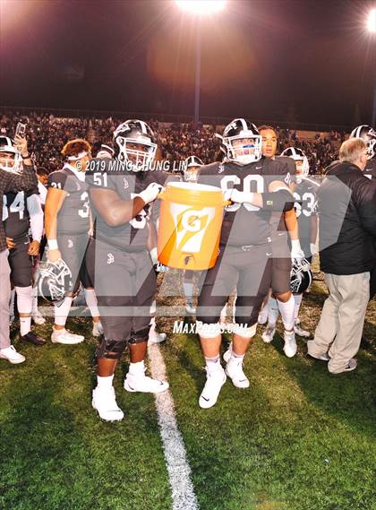 Thumbnail 2 in De La Salle vs. St. John Bosco (CIF State Open Final) photogallery.