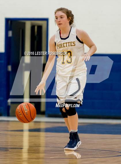 Thumbnail 3 in Pearsall vs Poth Fr photogallery.