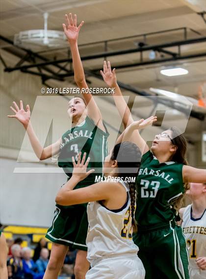 Thumbnail 2 in Pearsall vs Poth Fr photogallery.