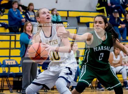 Thumbnail 3 in Pearsall vs Poth Fr photogallery.