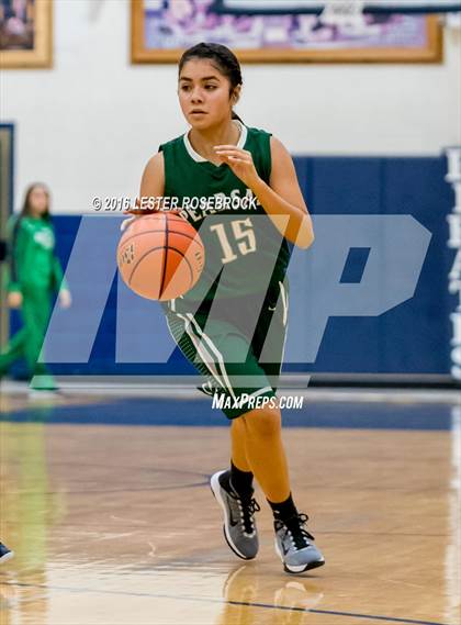 Thumbnail 1 in Pearsall vs Poth Fr photogallery.
