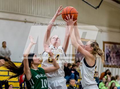 Thumbnail 2 in Pearsall vs Poth Fr photogallery.
