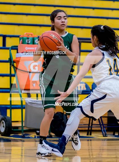 Thumbnail 2 in Pearsall vs Poth Fr photogallery.
