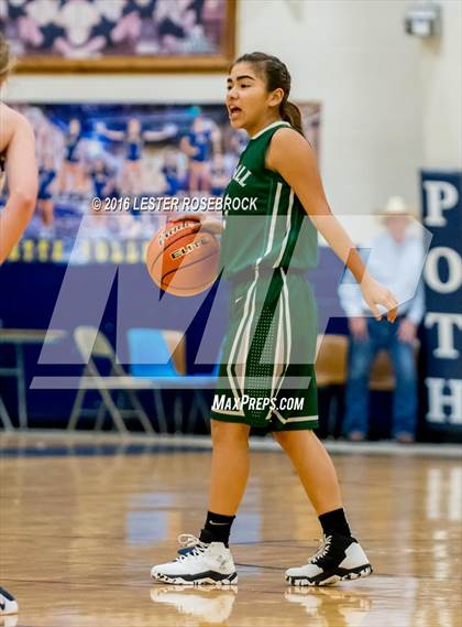 Thumbnail 1 in Pearsall vs Poth Fr photogallery.