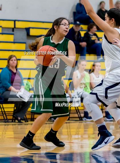 Thumbnail 2 in Pearsall vs Poth Fr photogallery.
