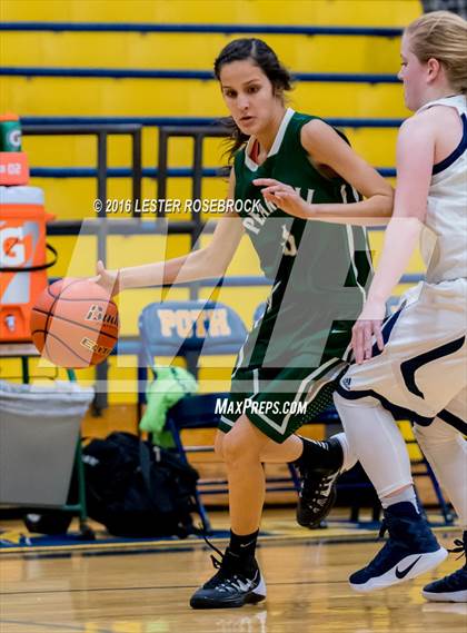 Thumbnail 1 in Pearsall vs Poth Fr photogallery.