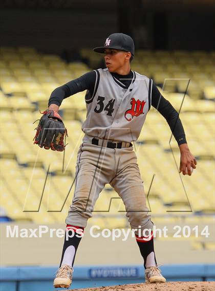 Thumbnail 1 in Dorsey vs. Van Nuys (CIF L.A. City D2 Final) photogallery.
