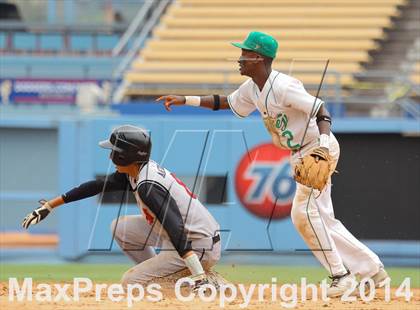 Thumbnail 1 in Dorsey vs. Van Nuys (CIF L.A. City D2 Final) photogallery.