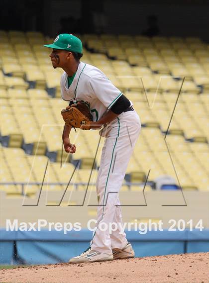 Thumbnail 3 in Dorsey vs. Van Nuys (CIF L.A. City D2 Final) photogallery.