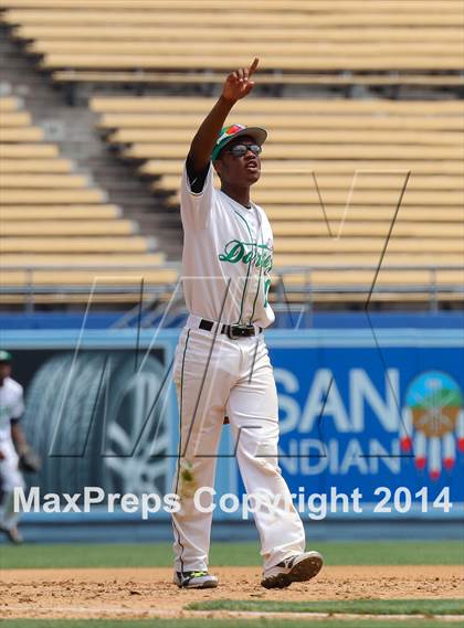 Thumbnail 2 in Dorsey vs. Van Nuys (CIF L.A. City D2 Final) photogallery.