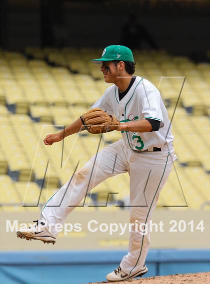 Thumbnail 2 in Dorsey vs. Van Nuys (CIF L.A. City D2 Final) photogallery.