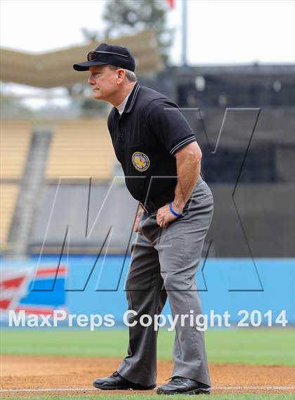 Thumbnail 2 in Dorsey vs. Van Nuys (CIF L.A. City D2 Final) photogallery.