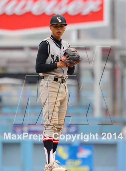 Thumbnail 2 in Dorsey vs. Van Nuys (CIF L.A. City D2 Final) photogallery.