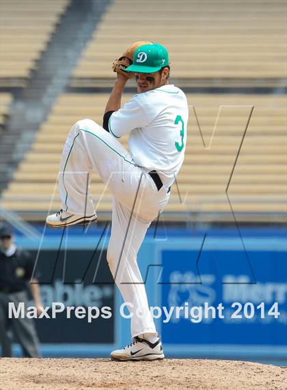 Thumbnail 3 in Dorsey vs. Van Nuys (CIF L.A. City D2 Final) photogallery.