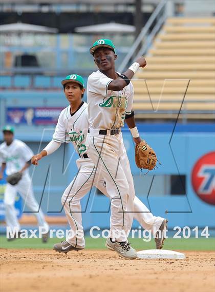 Thumbnail 1 in Dorsey vs. Van Nuys (CIF L.A. City D2 Final) photogallery.
